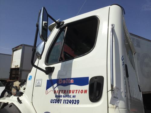 FREIGHTLINER M2 112