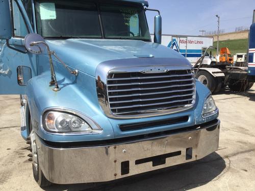 FREIGHTLINER COLUMBIA 120