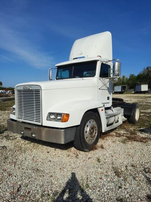 FREIGHTLINER FLD120