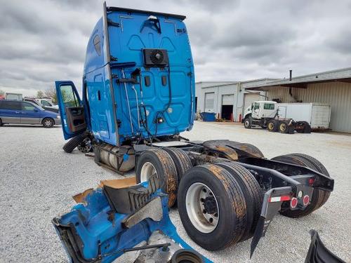 FREIGHTLINER CASCADIA 125