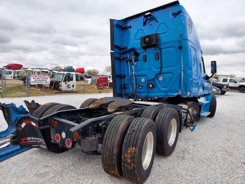 FREIGHTLINER CASCADIA 125