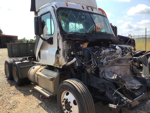 FREIGHTLINER CASCADIA 125