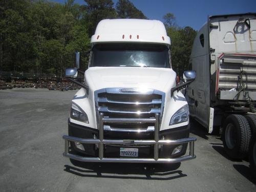 FREIGHTLINER CASCADIA 126