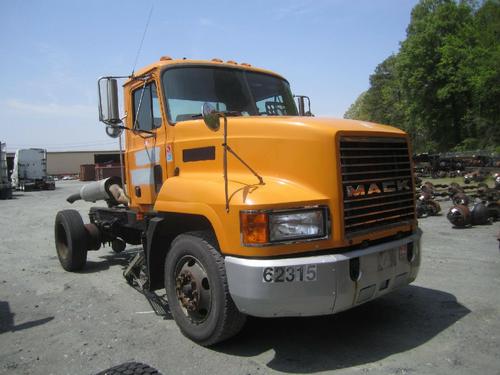 MACK CH612