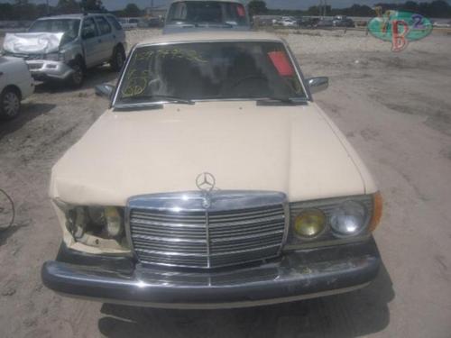 MERCEDES-BENZ MERCEDES 240D
