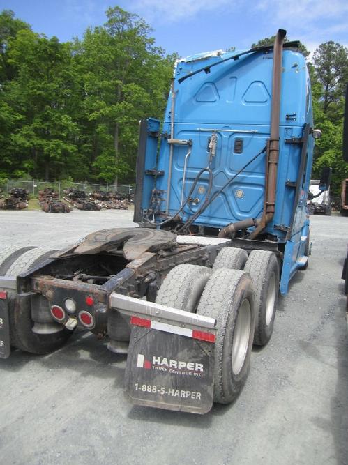 FREIGHTLINER CASCADIA 125