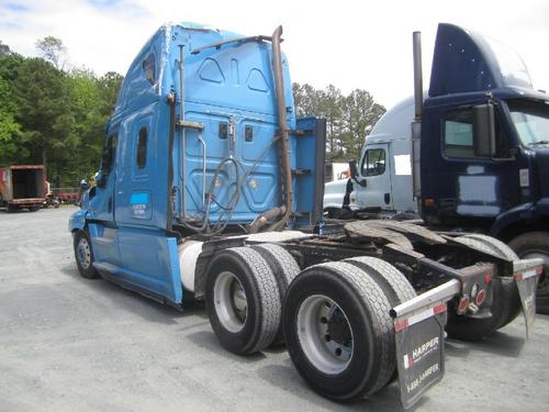 FREIGHTLINER CASCADIA 125