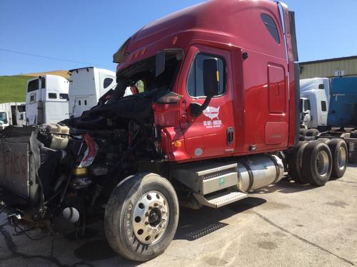 FREIGHTLINER CASCADIA 113