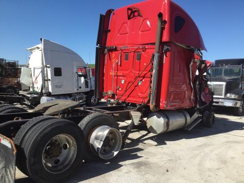 FREIGHTLINER CASCADIA 113