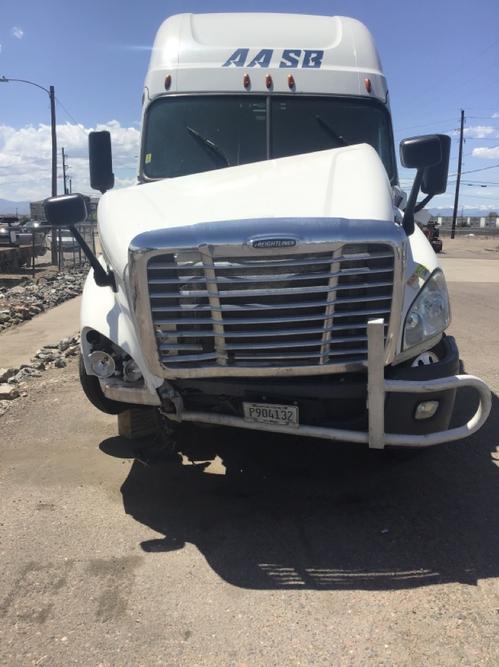 FREIGHTLINER CASCADIA 125