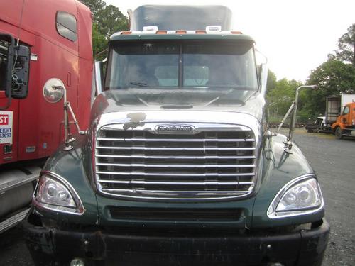 FREIGHTLINER COLUMBIA 120