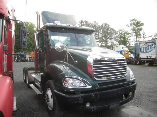 FREIGHTLINER COLUMBIA 120