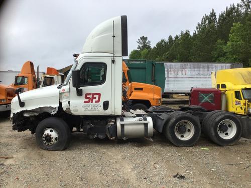 FREIGHTLINER CASCADIA 125