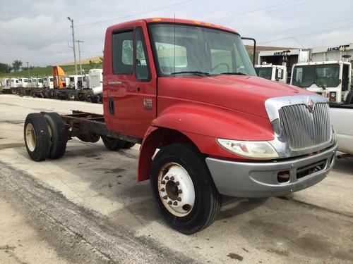 INTERNATIONAL 4300LP