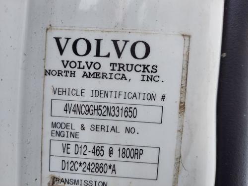 VOLVO VNL