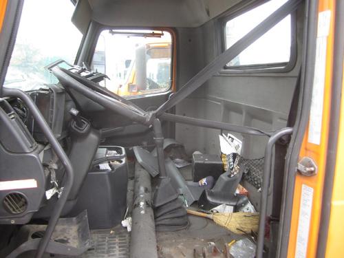 VOLVO VNM