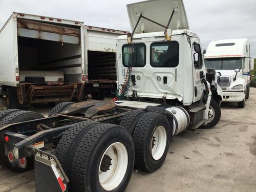 FREIGHTLINER CASCADIA 125