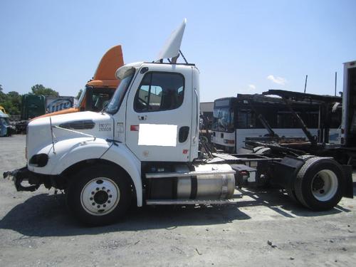 FREIGHTLINER M2 112