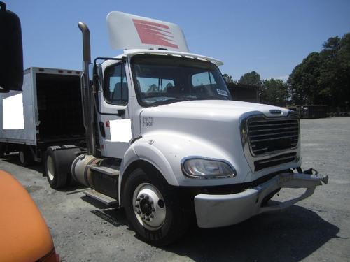 FREIGHTLINER M2 112