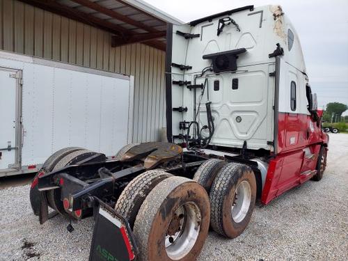 FREIGHTLINER CASCADIA 125