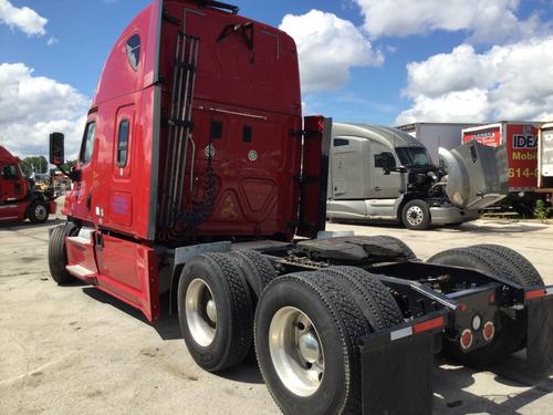 FREIGHTLINER CASCADIA 125