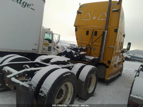 FREIGHTLINER CASCADIA 125