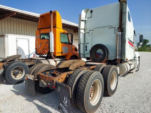 FREIGHTLINER COLUMBIA 120