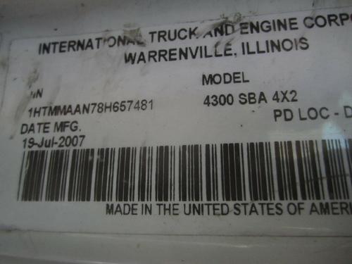 INTERNATIONAL 4300