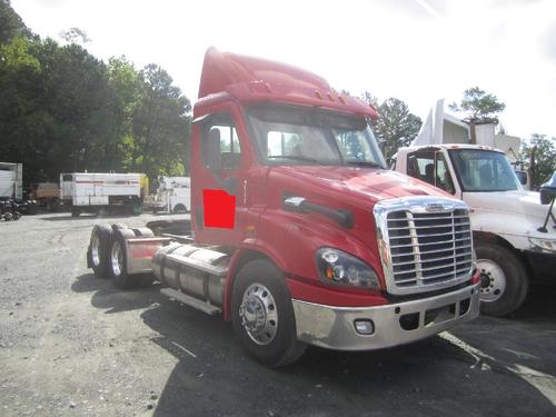 FREIGHTLINER CASCADIA 113