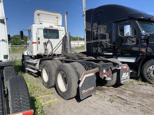 FREIGHTLINER COLUMBIA 120
