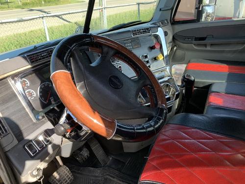 FREIGHTLINER COLUMBIA 120