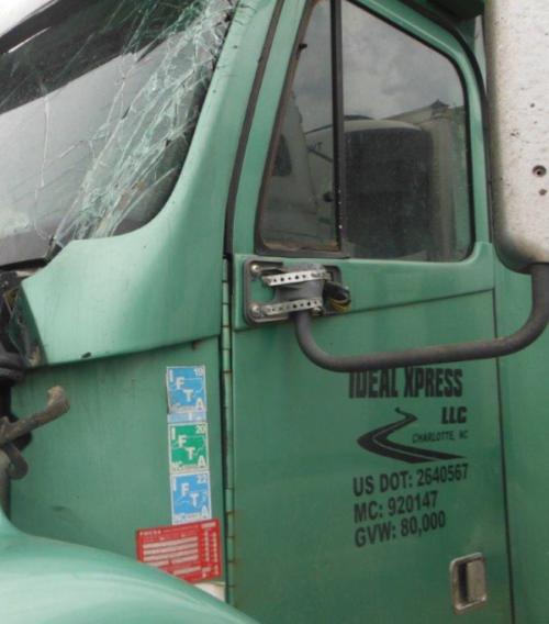 FREIGHTLINER CENTURY 120