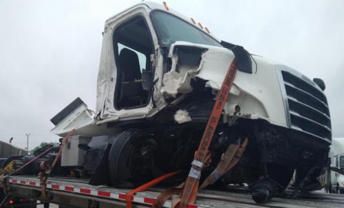 FREIGHTLINER CASCADIA 116