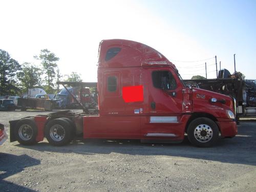 FREIGHTLINER CASCADIA 125