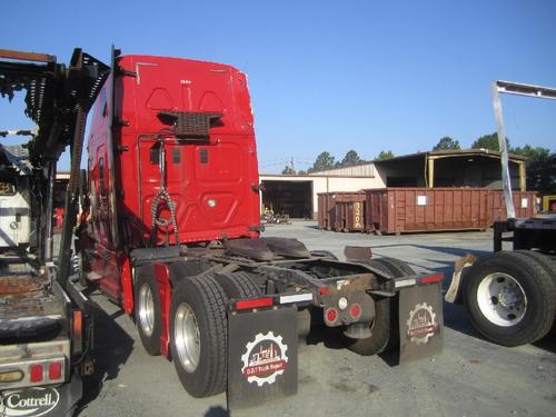 FREIGHTLINER CASCADIA 125