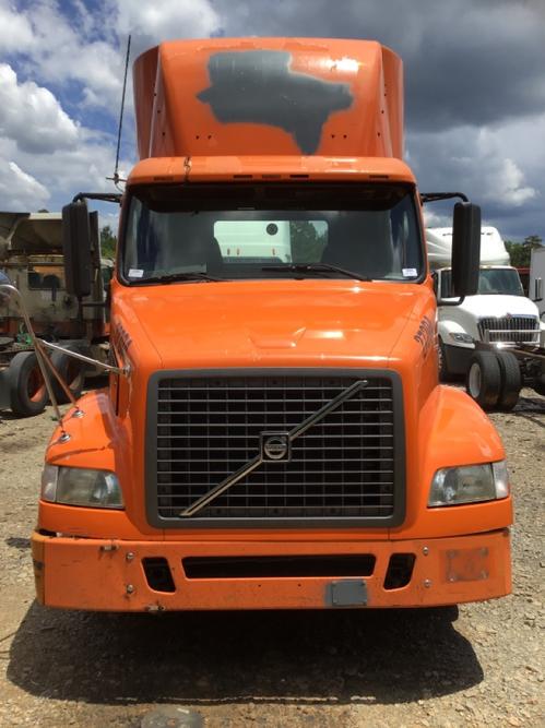 VOLVO VNM