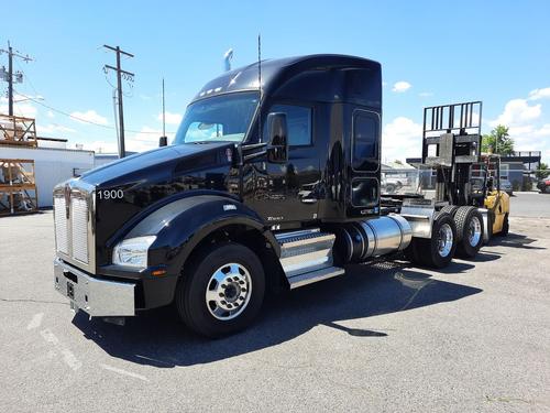 KENWORTH T880