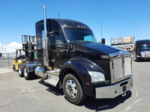 KENWORTH T880