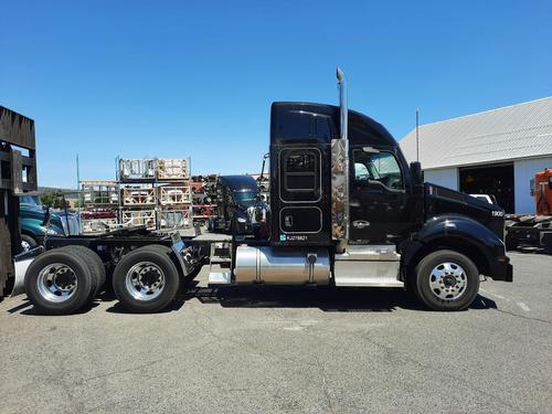 KENWORTH T880