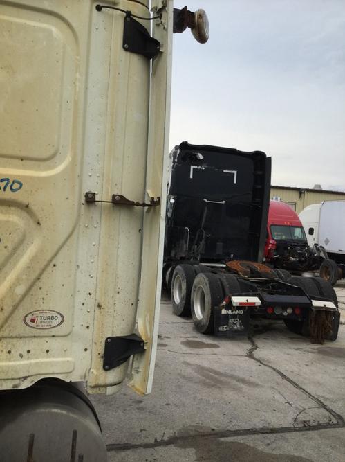 FREIGHTLINER CASCADIA 125