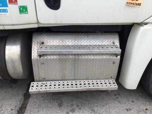 FREIGHTLINER CASCADIA 125