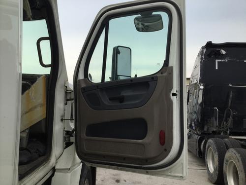FREIGHTLINER CASCADIA 125