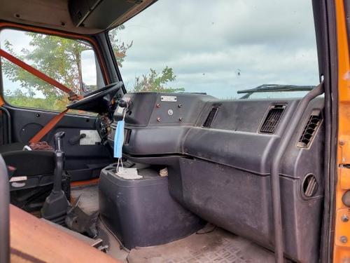 VOLVO VNM