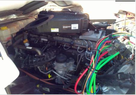 FREIGHTLINER CASCADIA 126