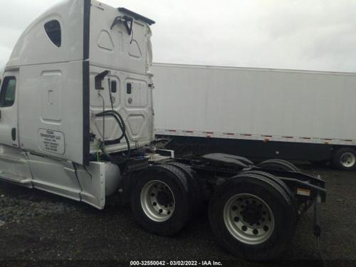 FREIGHTLINER CASCADIA 125