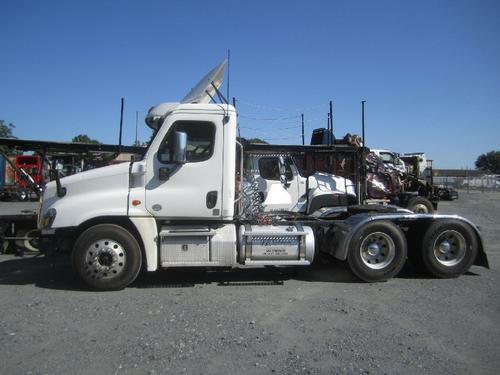 FREIGHTLINER CASCADIA 125