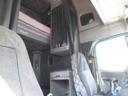 FREIGHTLINER CENTURY 120