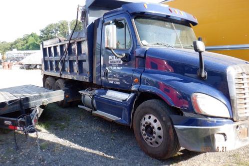 FREIGHTLINER CASCADIA 125