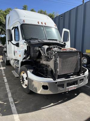 FREIGHTLINER CASCADIA 125