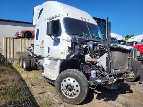 FREIGHTLINER CASCADIA 125